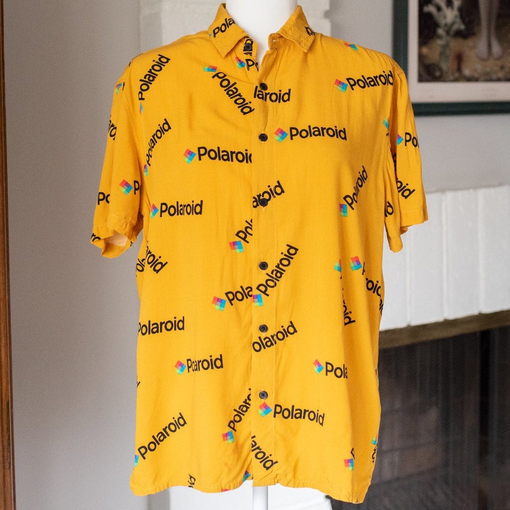 Polaroid Yellow Logo Short Sleeve Button Front Unisex Casual Shirt Size S